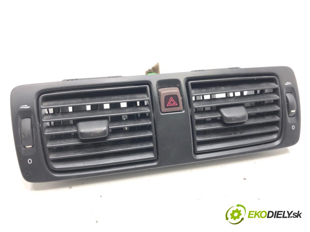 VOLVO V50 Kombi 2006 80 kW 1.6 D 1560 Mriežky kúrenia predný 30739296