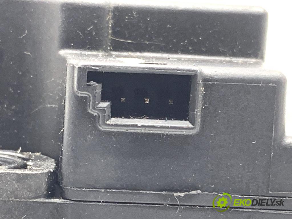 VOLVO V50 Kombi 2006 80 kW 1.6 D 1560 Motor kúrenia 4N5H-19E616-AC