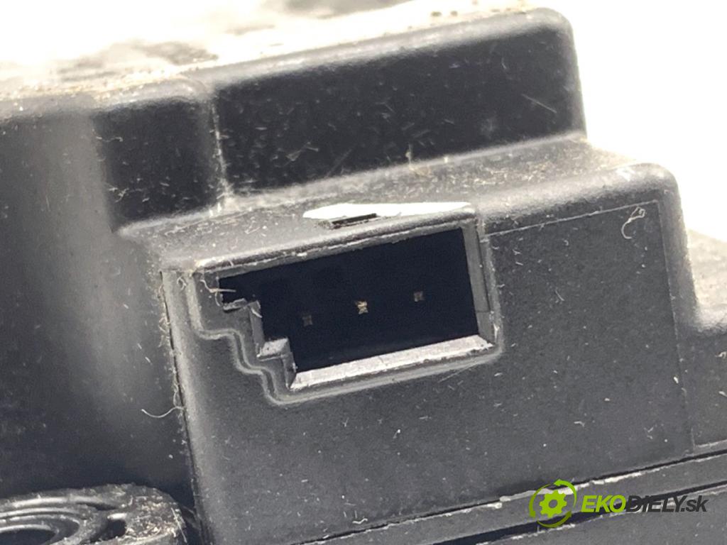 VOLVO V50 Kombi 2006 80 kW 1.6 D 1560 Motor kúrenia 4N5H-19E616-AC