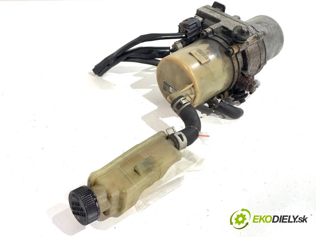 MAZDA 5 II nadwozie wielkoprzestrzenne (MPV) 2005 85 kW 1.8 (CR19) 1798 pumpa servočerpadlo  (Servočerpadlo)