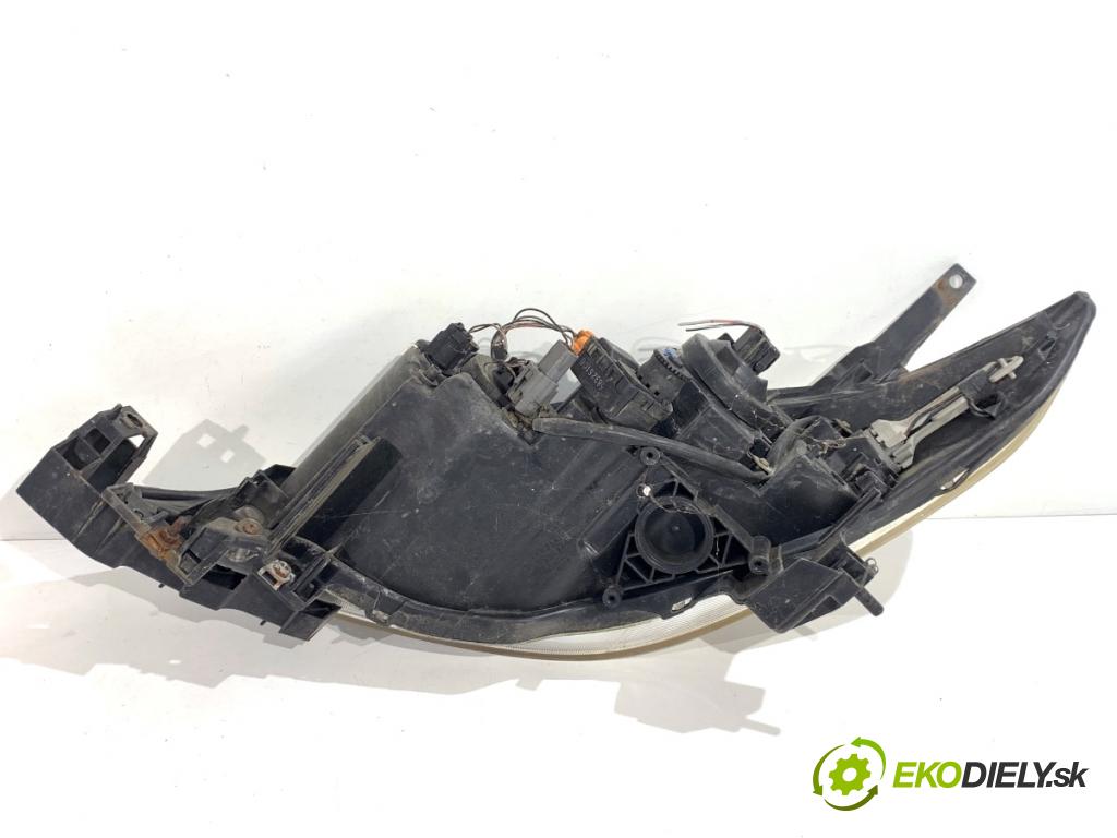 MAZDA 5 II nadwozie wielkoprzestrzenne (MPV) 2005 85 kW 1.8 (CR19) 1798 Svetlomet pravy predný P4998R