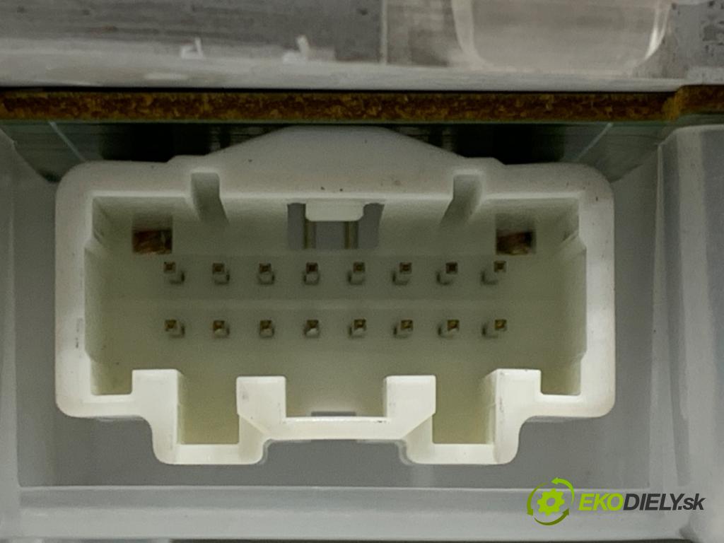 MAZDA 5 II nadwozie wielkoprzestrzenne (MPV) 2005 85 kW 1.8 (CR19) 1798 Prístrojovka CDCC33A (Prístrojová doska)