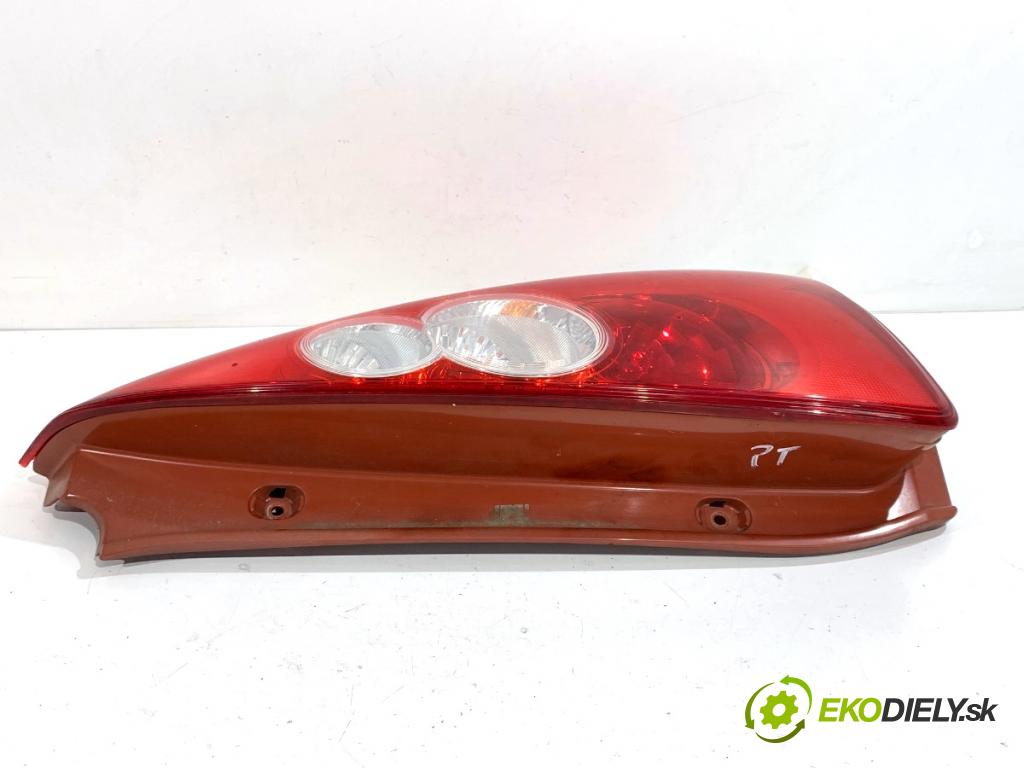 MAZDA 5 II nadwozie wielkoprzestrzenne (MPV) 2005 85 kW 1.8 (CR19) 1798 Svetlo pravy zad C23551150