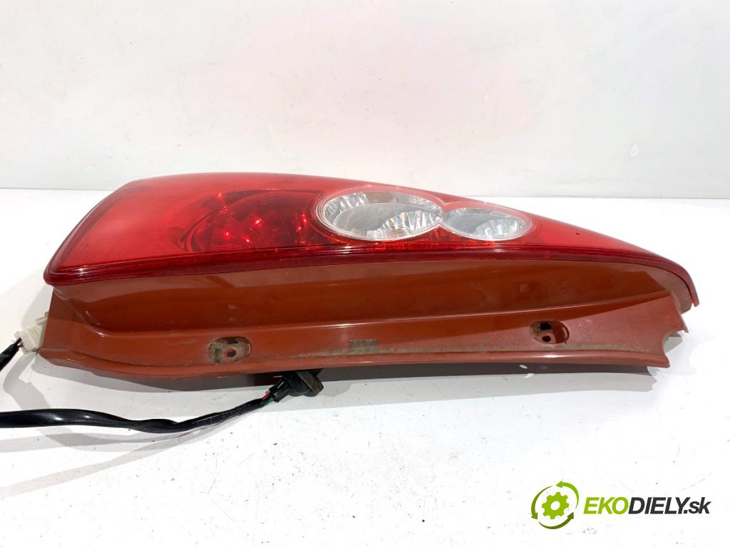MAZDA 5 II nadwozie wielkoprzestrzenne (MPV) 2005 85 kW 1.8 (CR19) 1798 Svetlo ľavy zad