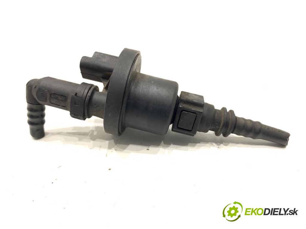 RENAULT SCÉNIC II nadwozie wielkoprzestrzenne (MPV) 2004 99 kW 2.0 (JM05, JM0U, JM1N, JM1U, JM2V) 1998 Ventil tlaku 8200024427 (Ventil)