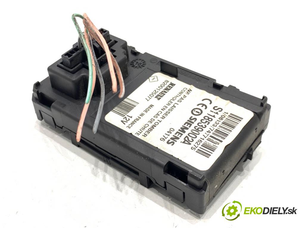 RENAULT SCÉNIC II nadwozie wielkoprzestrzenne (MPV) 2004 99 kW 2.0 (JM05, JM0U, JM1N, JM1U, JM2V) 1998 spinačka 8200125077 (Spínacia skrinka)