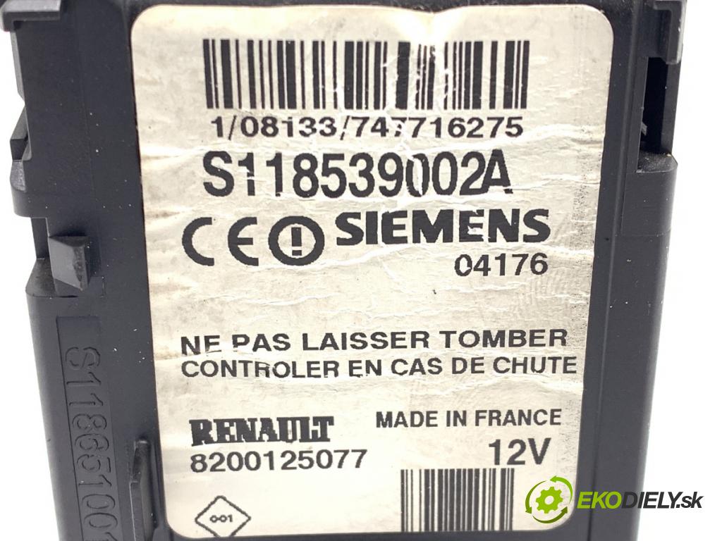 RENAULT SCÉNIC II nadwozie wielkoprzestrzenne (MPV) 2004 99 kW 2.0 (JM05, JM0U, JM1N, JM1U, JM2V) 1998 spinačka 8200125077 (Spínacia skrinka)