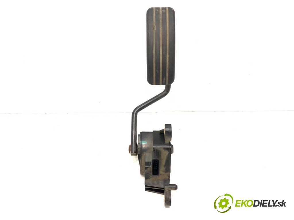 RENAULT SCÉNIC II nadwozie wielkoprzestrzenne (MPV) 2004 99 kW 2.0 (JM05, JM0U, JM1N, JM1U, JM2V) 1998 Potenciometer plynu 8200159647 (Potenciometer plynového pedálu)