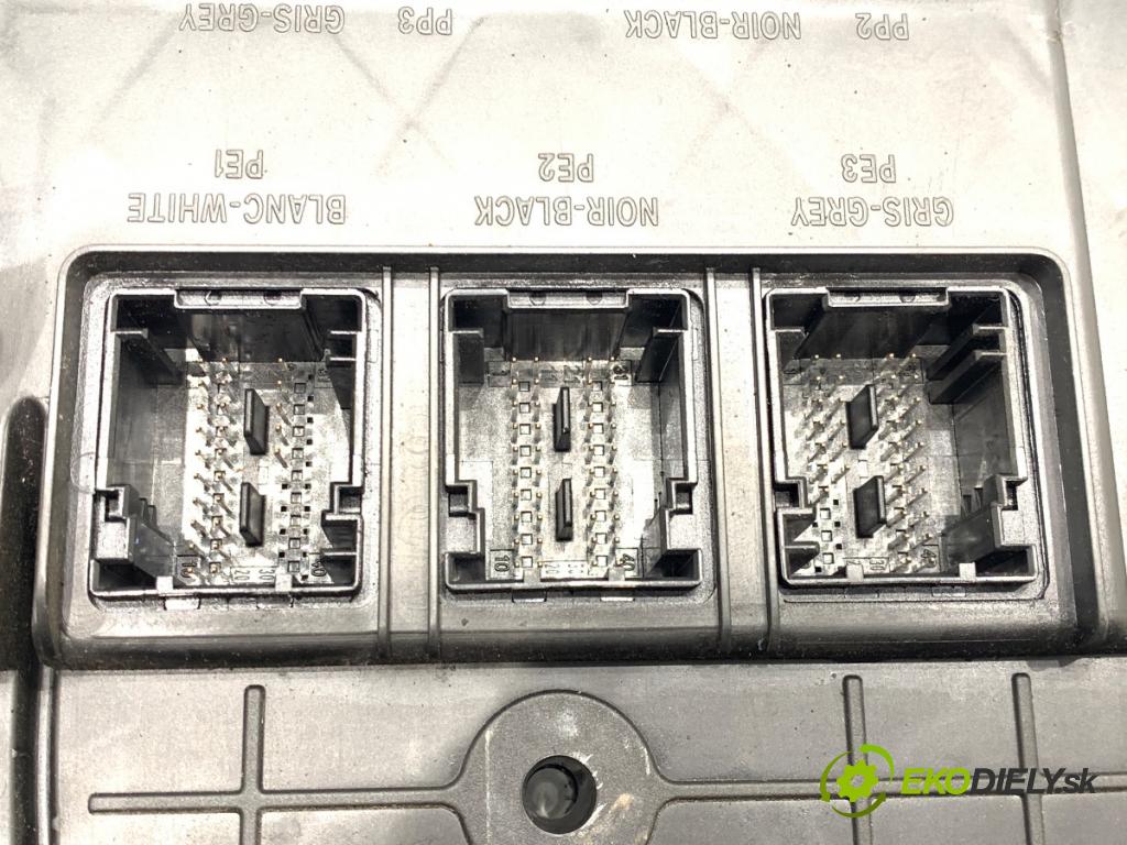 RENAULT SCÉNIC II nadwozie wielkoprzestrzenne (MPV) 2004 99 kW 2.0 (JM05, JM0U, JM1N, JM1U, JM2V) 1998 Modul UCH 8200309691 (Riadiaca jednotka ostatné)