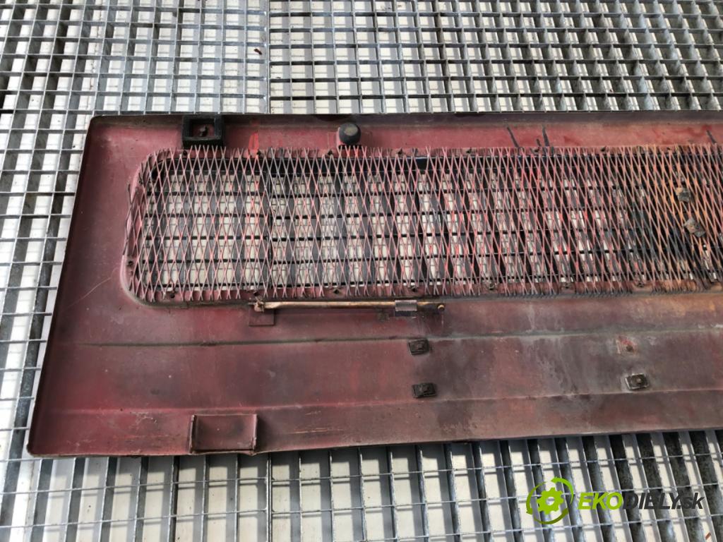 STAR   1985    mřížka maska  (Přední mřížka (maska chladiče))