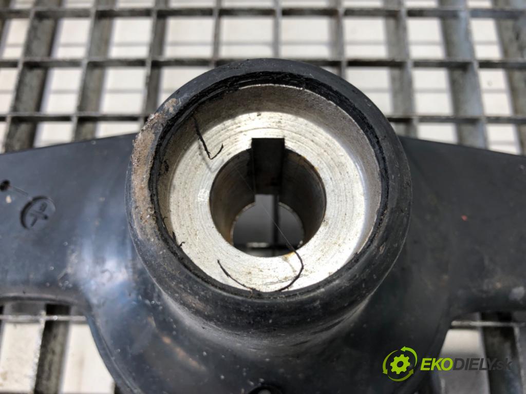 STAR   1985    Volant  (Volant)