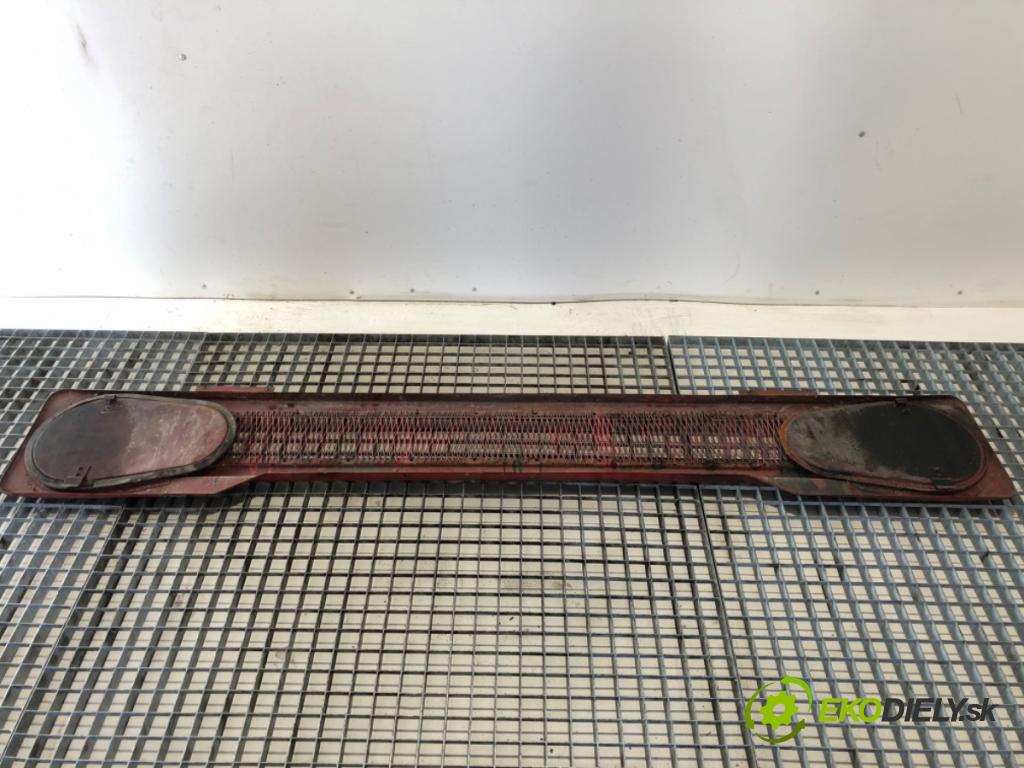 STAR   1985    mřížka maska  (Přední mřížka (maska chladiče))