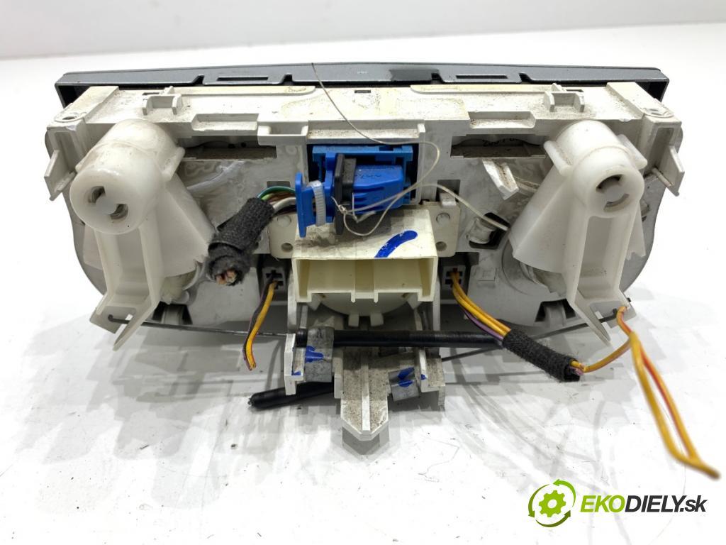 OPEL CORSA D liftback 2006 66 kW 1.3 CDTI (L08, L68) 1248 Panel ovládania kúrenia  (Prepínacie páčky pod volantom)