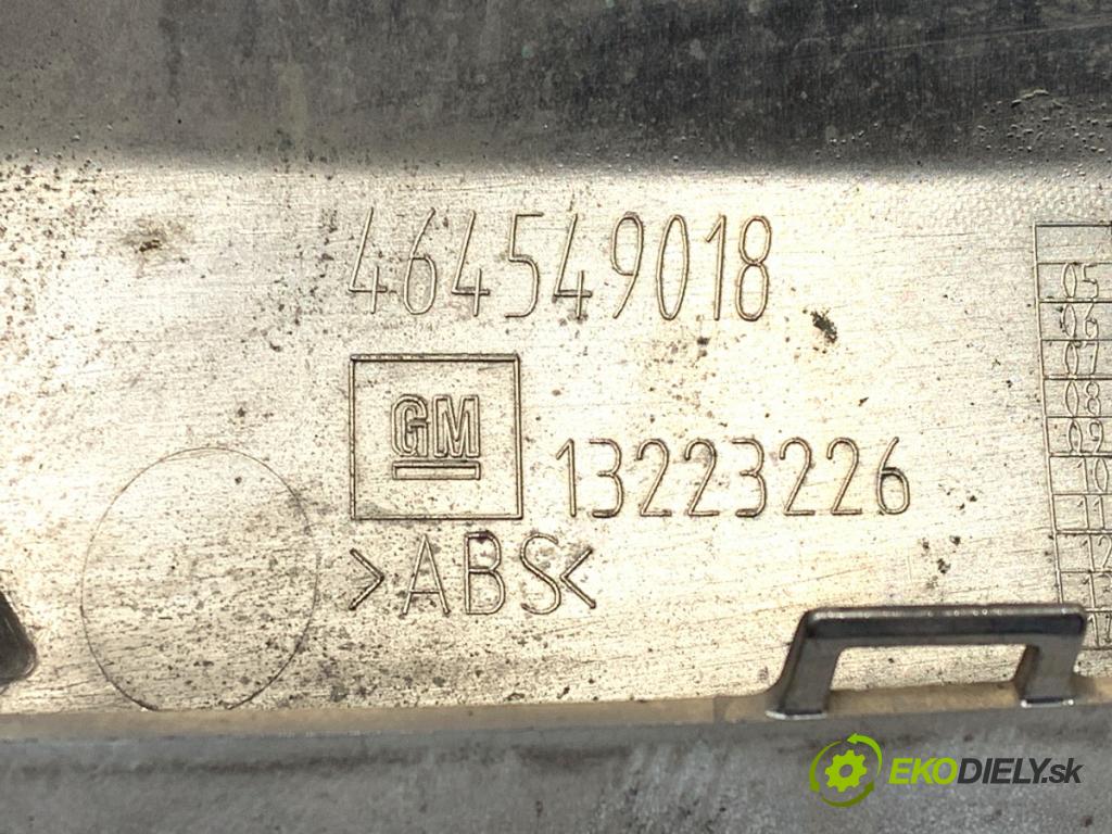 OPEL CORSA D liftback 2006 66 kW 1.3 CDTI (L08, L68) 1248 mřížka maska 13223226 (Přední mřížka (maska chladiče))