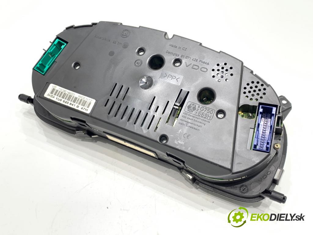 SKODA OCTAVIA I liftback 2003 85 kW 2.0 1984 Prístrojovka 1U0920841B (Prístrojová doska)