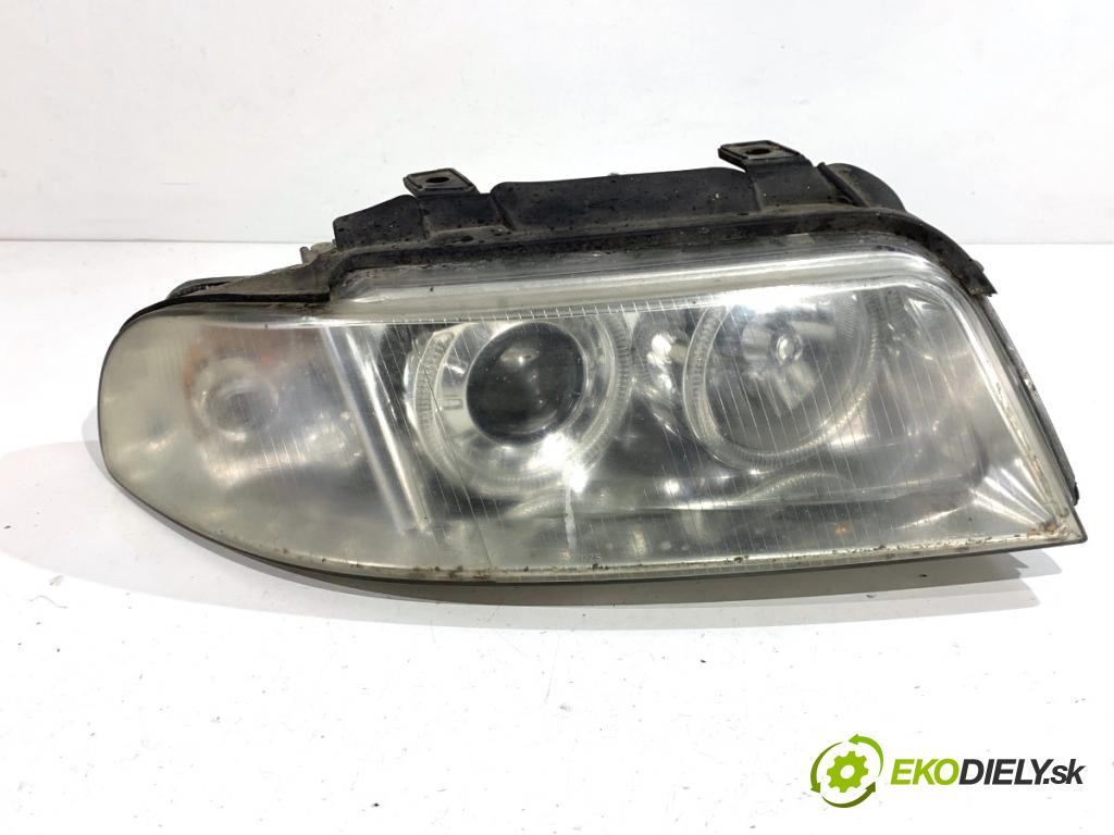 AUDI A4 B5 Kombi 2000 85 kW 1.9 TDI 1896 Svetlomet pravy predný XENON 