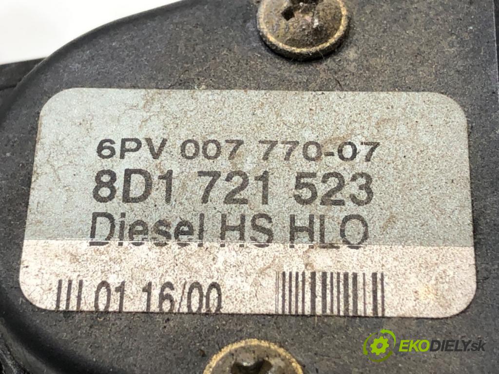 AUDI A4 B5 Kombi 2000 85 kW 1.9 TDI 1896 Potenciometer plynu 8D1721523 (Potenciometer plynového pedálu)