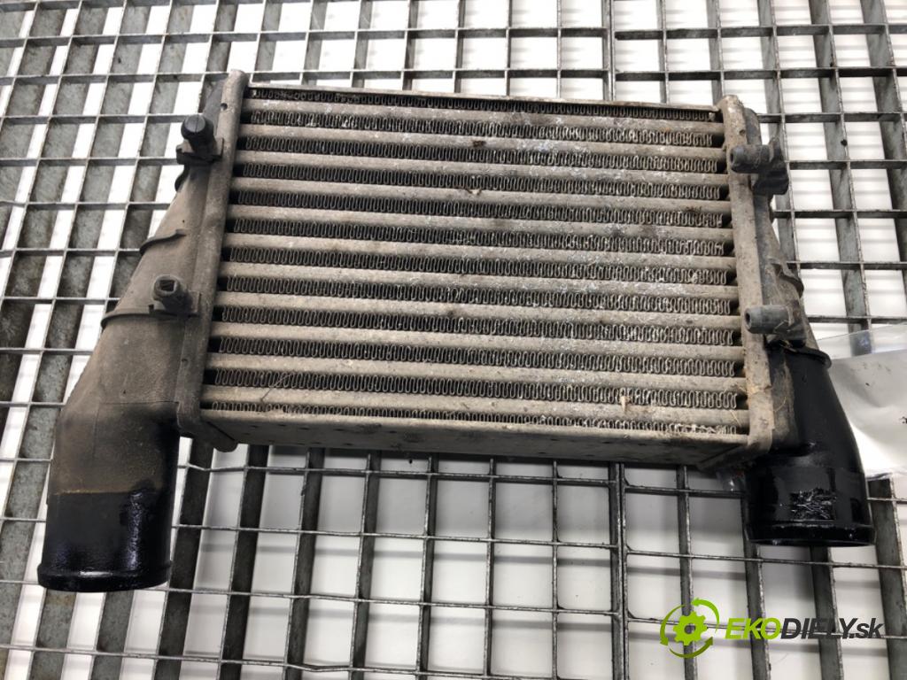 AUDI A4 B5 Kombi 2000 85 kW 1.9 TDI 1896 intercooler 058145805A (Intercooler (chladič stlačeného vzduchu))