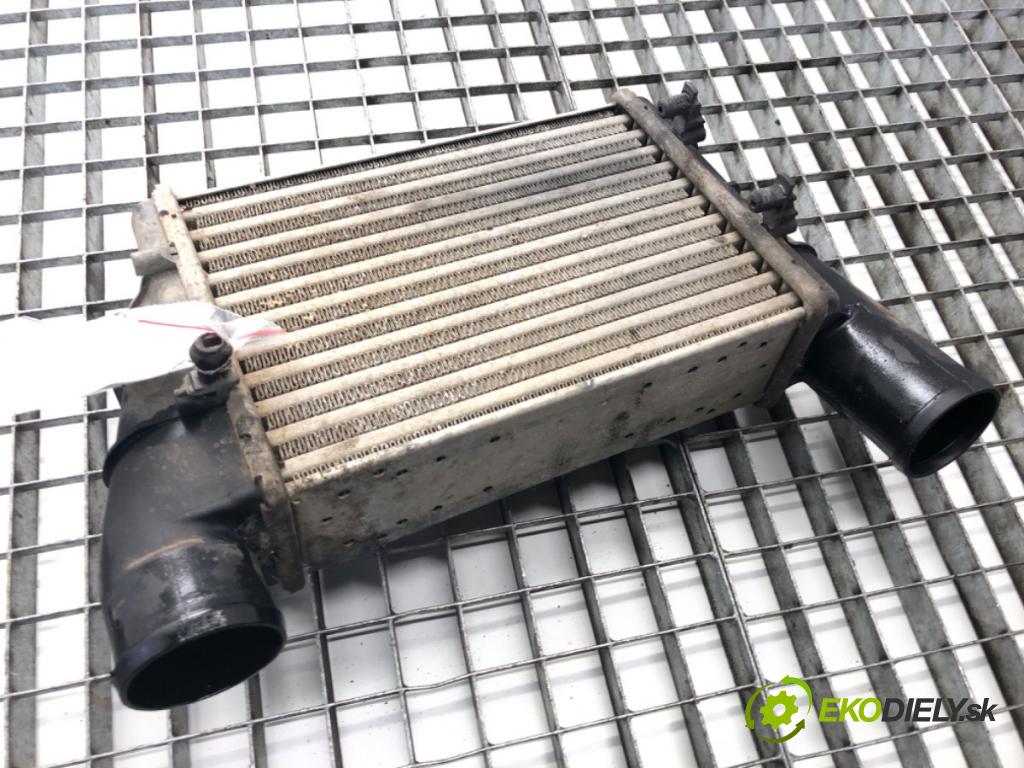 AUDI A4 B5 Kombi 2000 85 kW 1.9 TDI 1896 intercooler 058145805A (Intercooler (chladič stlačeného vzduchu))
