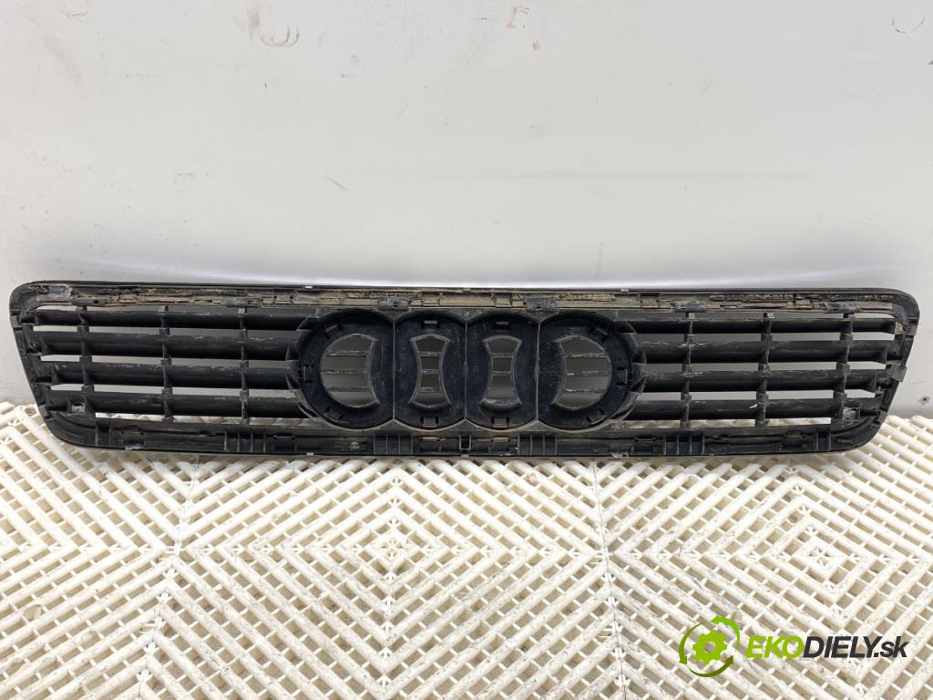 AUDI A4 B5 Kombi 2000 85 kW 1.9 TDI 1896 mřížka maska 8D0853651R (Přední mřížka (maska chladiče))