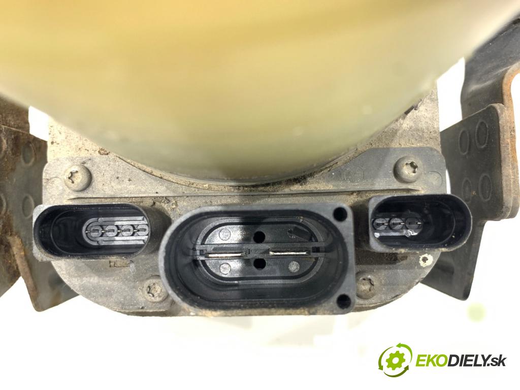 VW POLO IV 9N liftback 2006 55 kW 1.4 16V 1390 Pumpa servočerpadlo 6Q0423156AB (Servočerpadlo)