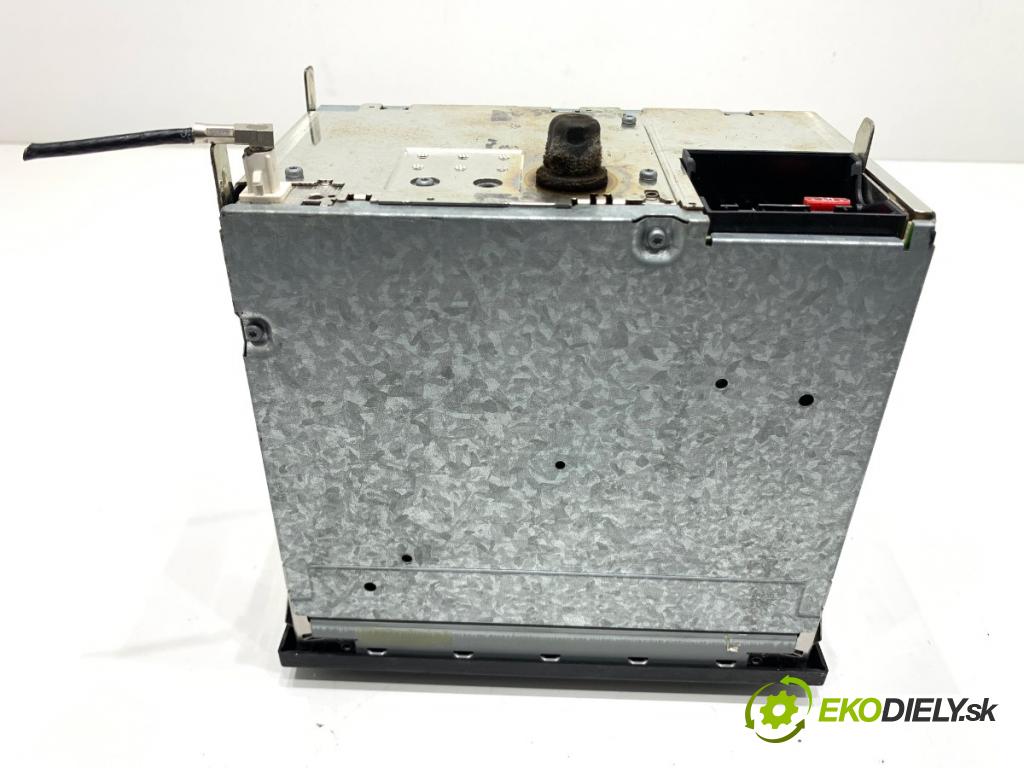 VW POLO IV 9N liftback 2006 55 kW 1.4 16V 1390 RADIO 6Q0035152A (Audio zariadenie)