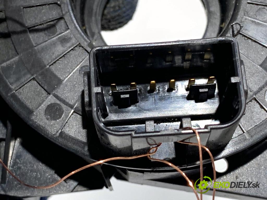 VW POLO IV 9N liftback 2006 55 kW 1.4 16V 1390 kroužek slimák airbag  (Airbag)