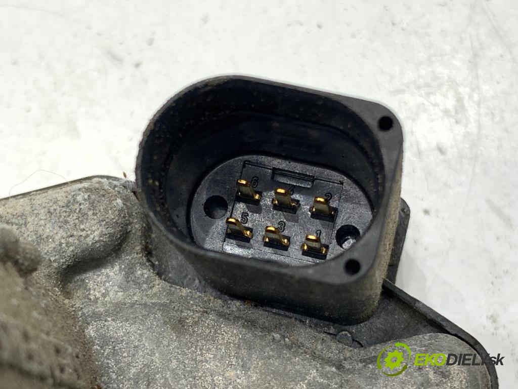 VW POLO IV 9N liftback 2006 55 kW 1.4 16V 1390 Škrtiaca klapka 03C133062B (Škrtiaca klapka)