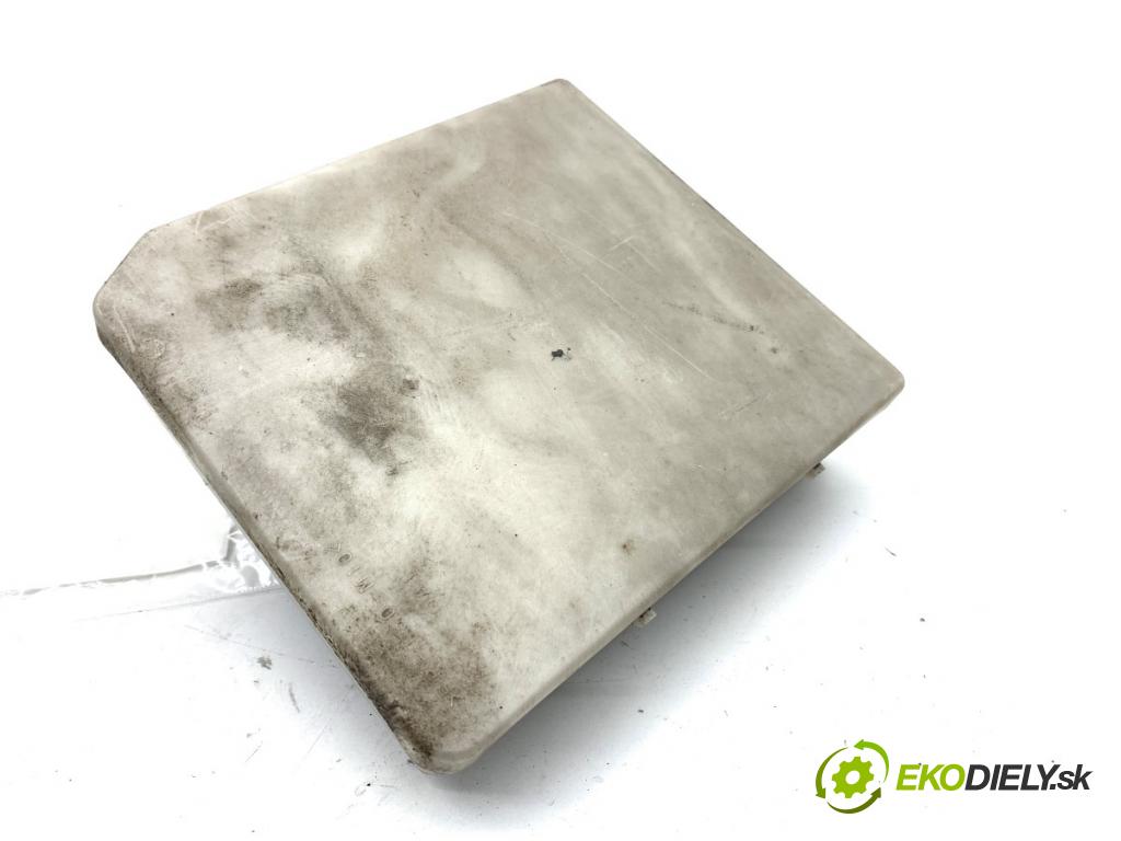 NISSAN MICRA K12 liftback 2003 59 kW 1.2 16V 1240 modul BSI (Pojistková skříňka)