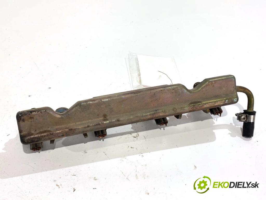 NISSAN MICRA K12 liftback 2003 59 kW 1.2 16V 1240 Lišta vstrekovacia 16600AX200 (Vstrekovacia lišta)