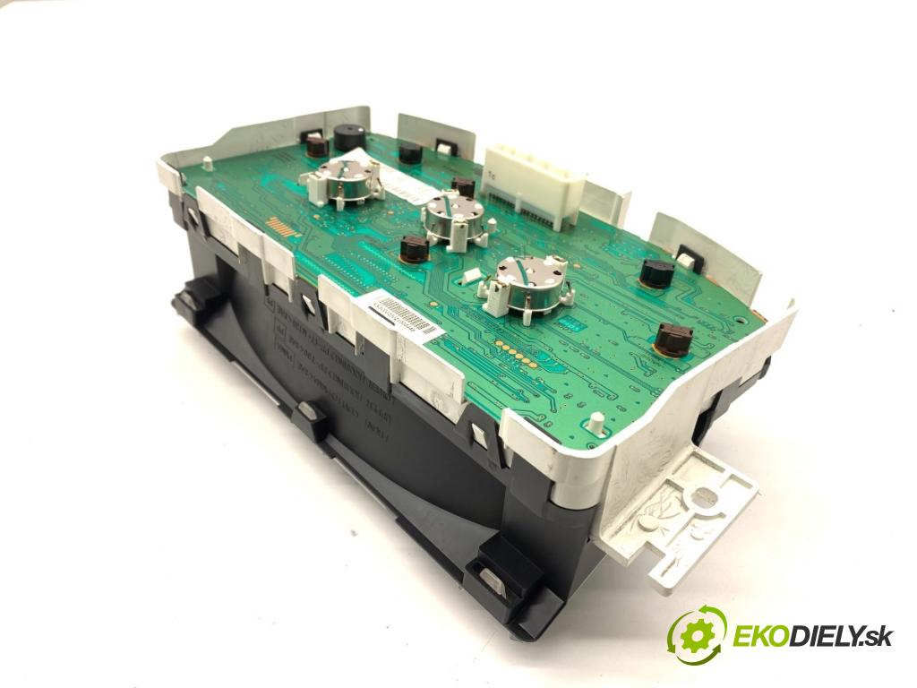 NISSAN MICRA K12 liftback 2003 59 kW 1.2 16V 1240 Prístrojovka AX760 (Prístrojová doska)