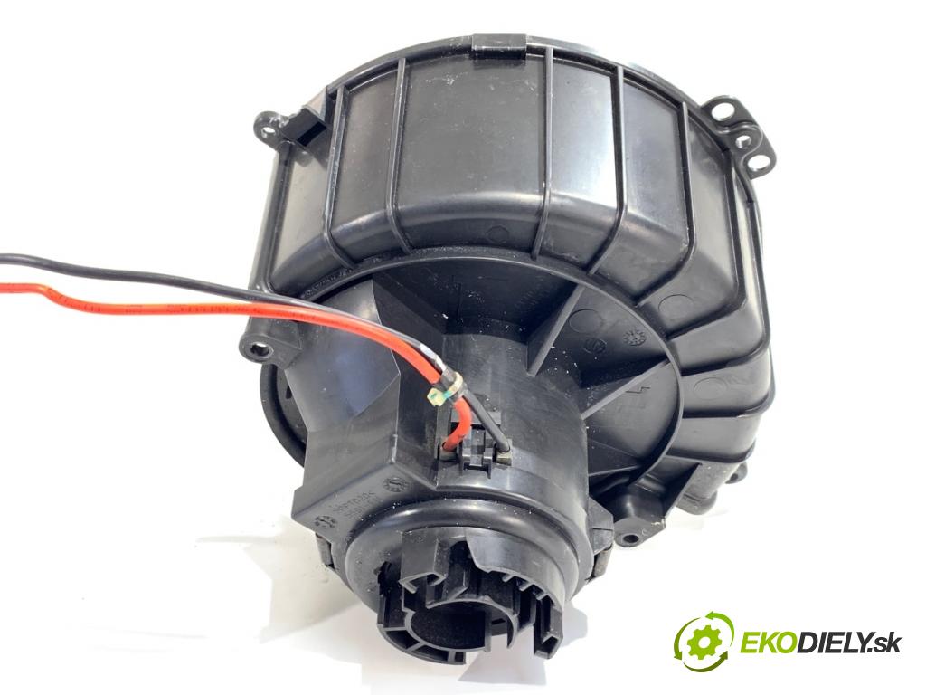 OPEL ASTRA H liftback 2007 66 kW 1.3 CDTI (L48) 1248 ventilátor kúrenia
