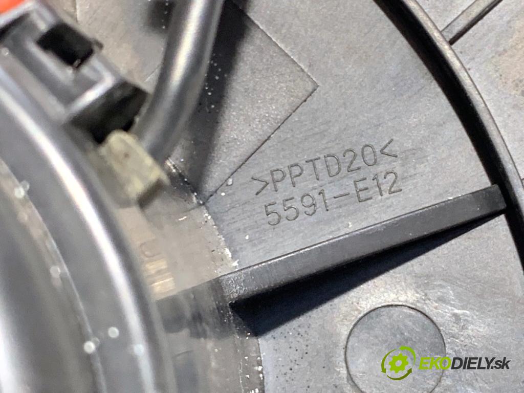 OPEL ASTRA H liftback 2007 66 kW 1.3 CDTI (L48) 1248 ventilátor kúrenia