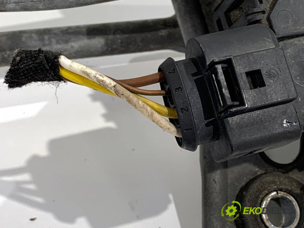 OPEL ASTRA H liftback 2007 66 kW 1.3 CDTI (L48) 1248 Mechanizmus stieračov predný 13111211 (Motorček stieračov predný)