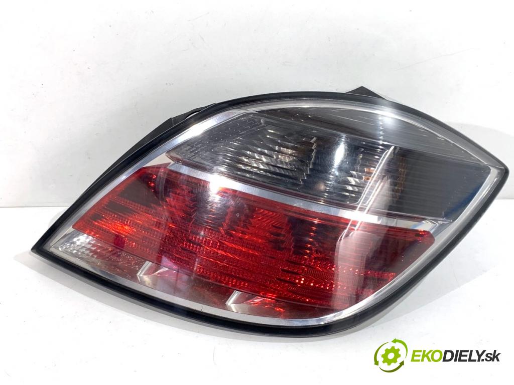 OPEL ASTRA H liftback 2007 66 kW 1.3 CDTI (L48) 1248 Svetlo pravy zad 13222325