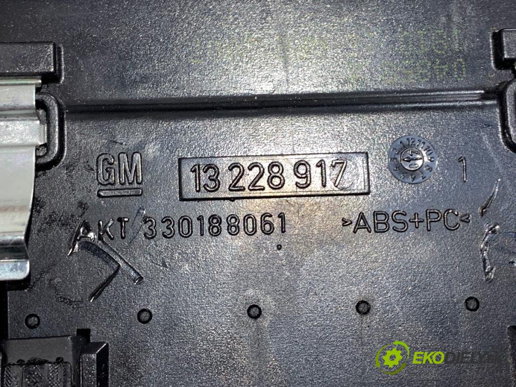 OPEL ASTRA H liftback 2007 66 kW 1.3 CDTI (L48) 1248 Mriežky kúrenia ľavy predný 13228917