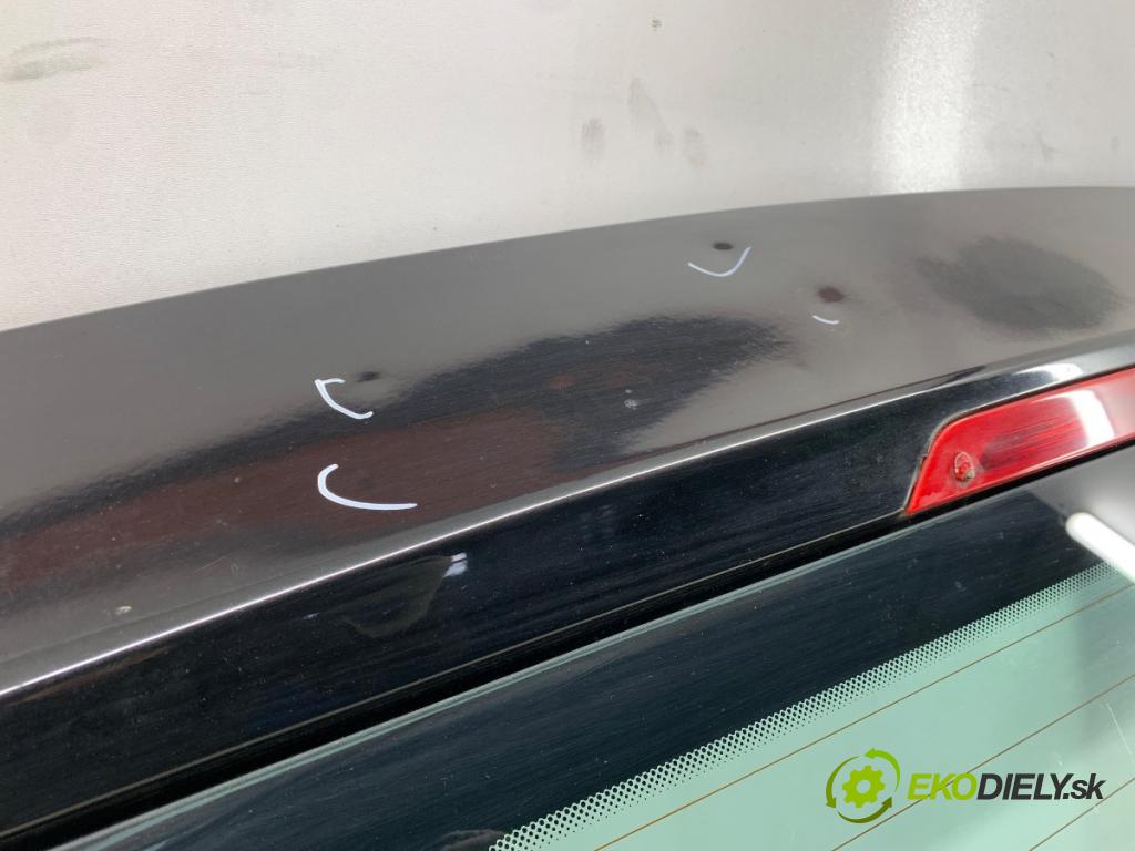 FIAT BRAVO II liftback 2007 88 kW 1.9 D Multijet (198AXB1A) 1910 kapota zad