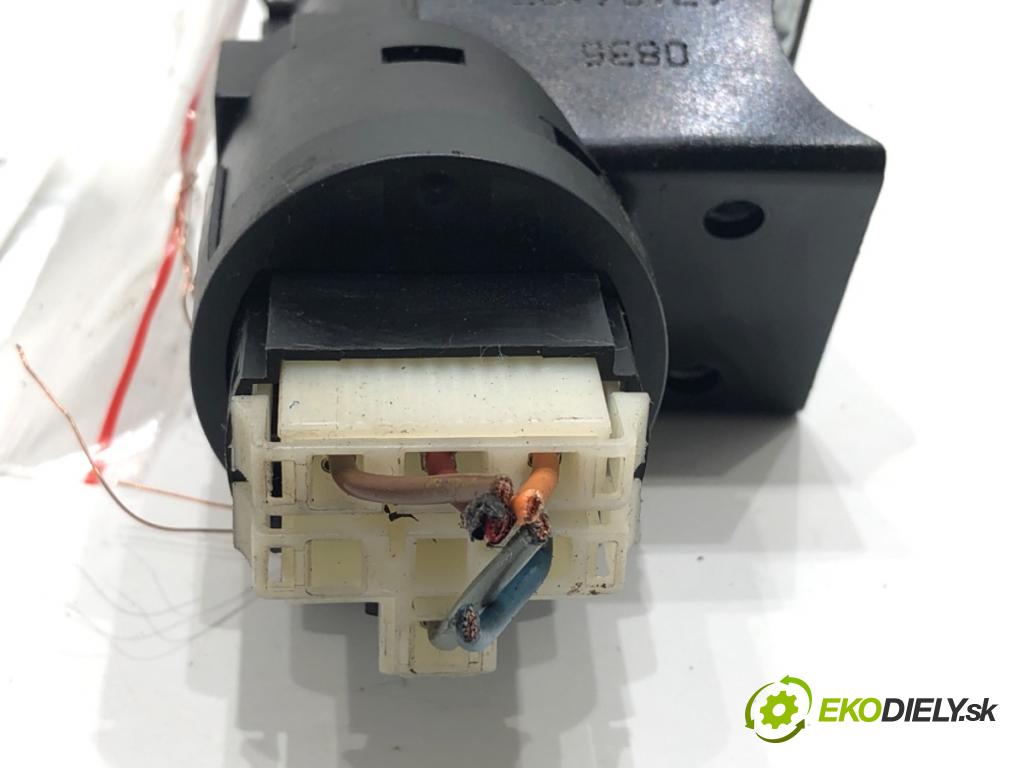 FIAT BRAVO II liftback 2007 88 kW 1.9 D Multijet (198AXB1A) 1910 spinačka 51793869 (Spínacia skrinka)