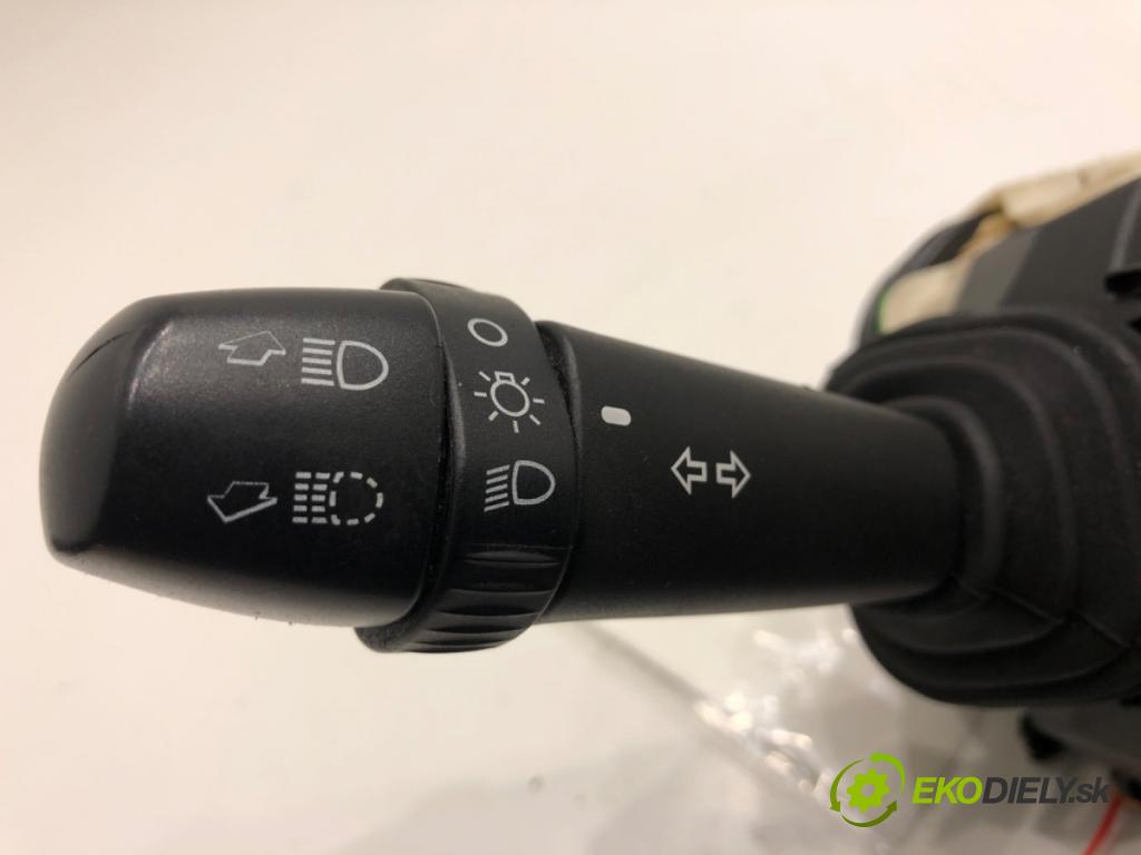 FIAT BRAVO II liftback 2007 88 kW 1.9 D Multijet (198AXB1A) 1910 Prepínač kombinovaný 07354410060 (Prepínacie páčky pod volantom)