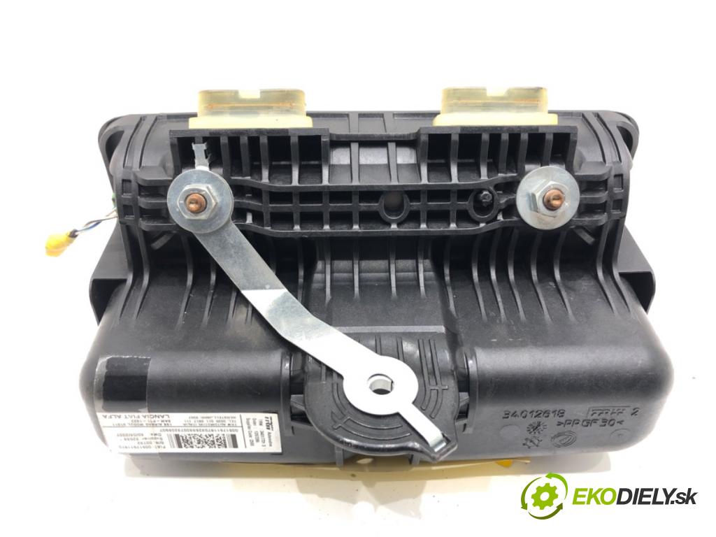 FIAT BRAVO II liftback 2007 88 kW 1.9 D Multijet (198AXB1A) 1910 AirBag spolujezdce 00517511870 (Airbag)