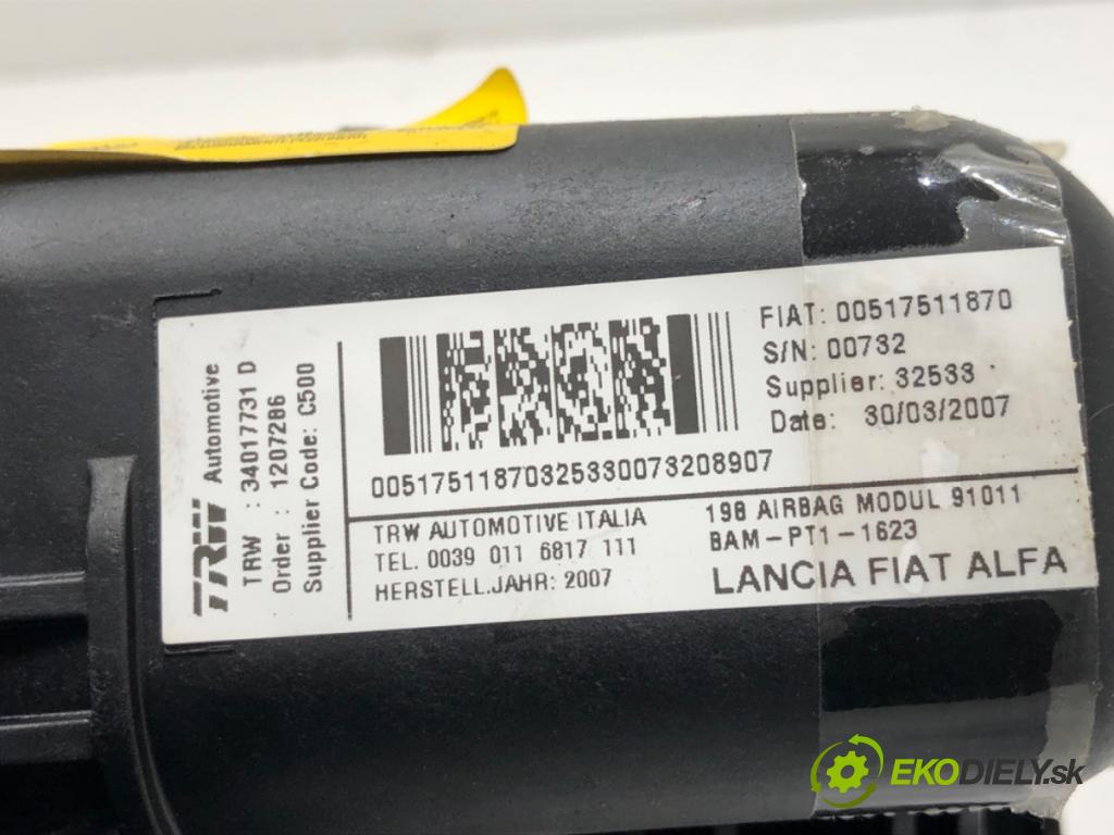FIAT BRAVO II liftback 2007 88 kW 1.9 D Multijet (198AXB1A) 1910 AirBag spolujezdce 00517511870 (Airbag)