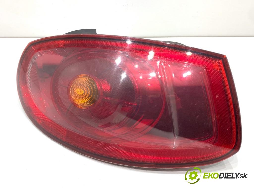 FIAT BRAVO II liftback 2007 88 kW 1.9 D Multijet (198AXB1A) 1910 Svetlo pravy zad 