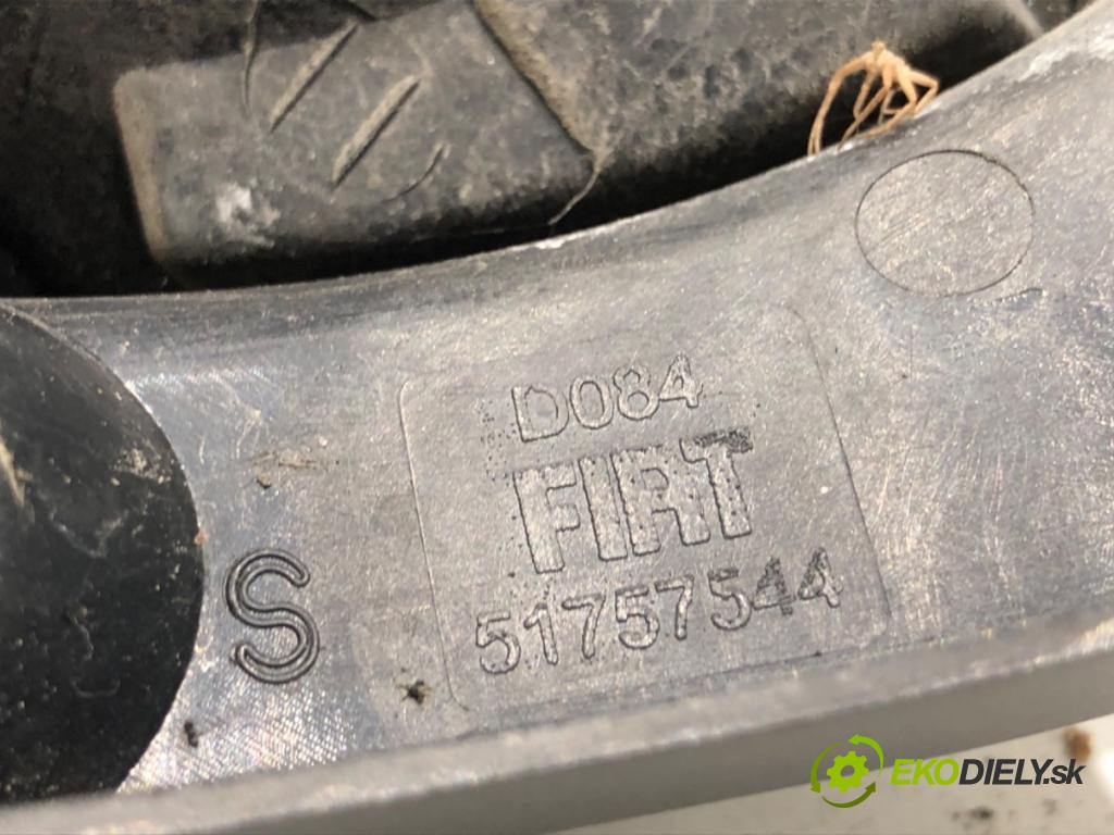 FIAT BRAVO II liftback 2007 88 kW 1.9 D Multijet (198AXB1A) 1910 Svetlo ľavy zad