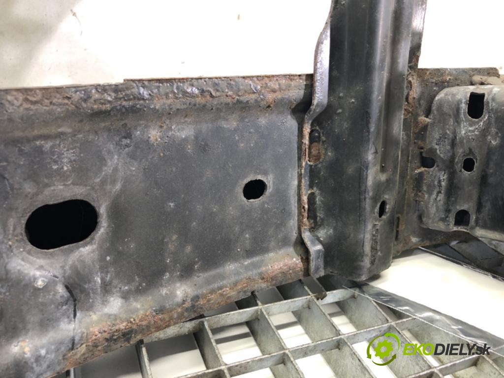 FIAT BRAVO II liftback 2007 88 kW 1.9 D Multijet (198AXB1A) 1910 výztuha nárazníka přední část  (Přední výztuha)