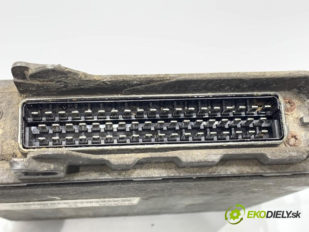 LAND ROVER FREELANDER I samochód terenowy zamknięty 2000 72 kW 2.0 DI 4x4 1994 riadiaca jednotka Motor 0281010113 (Riadiaca jednotka)