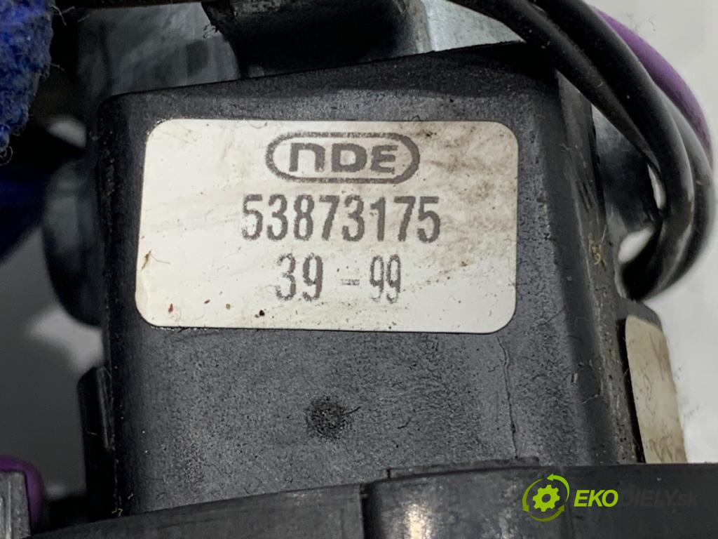 LAND ROVER FREELANDER I samochód terenowy zamknięty 2000 72 kW 2.0 DI 4x4 1994 spinačka  (Spínacia skrinka)