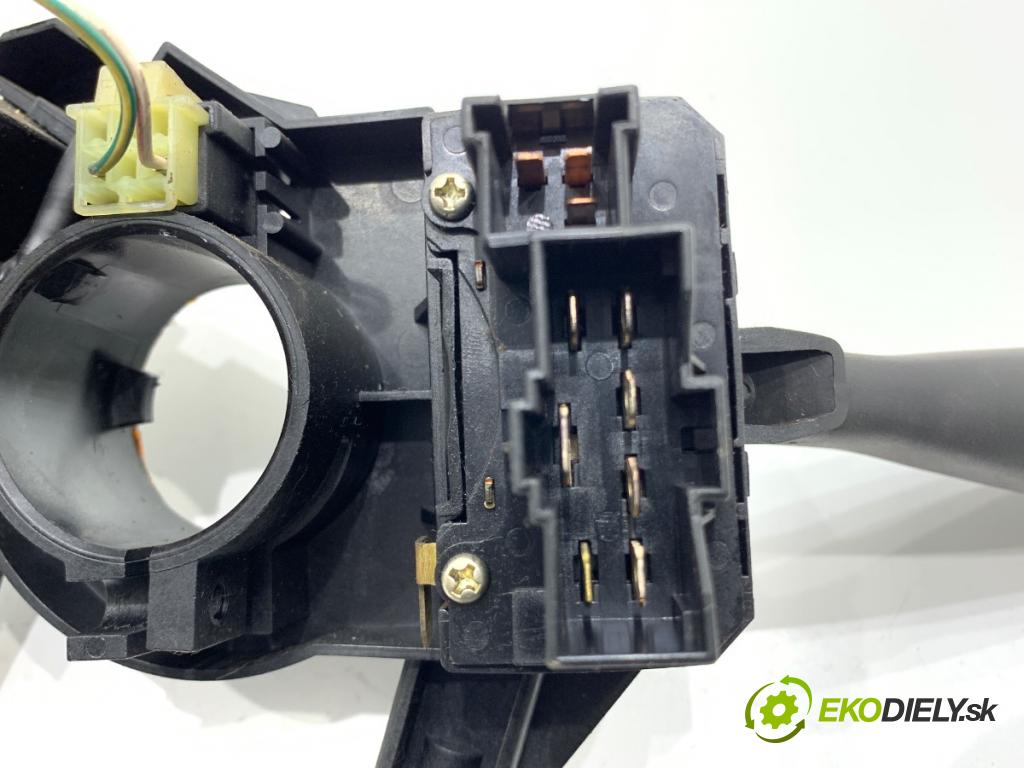 LAND ROVER FREELANDER I samochód terenowy zamknięty 2000 72 kW 2.0 DI 4x4 1994 Prepínač kombinovaný 54034911 (Prepínacie páčky pod volantom)