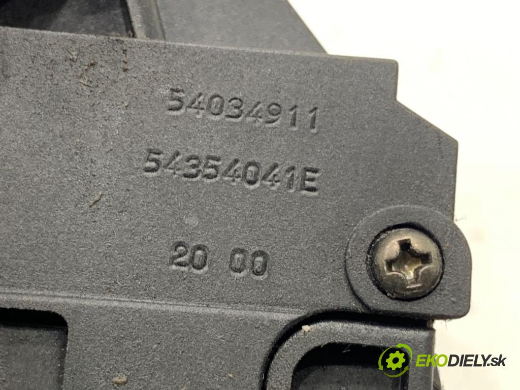 LAND ROVER FREELANDER I samochód terenowy zamknięty 2000 72 kW 2.0 DI 4x4 1994 Prepínač kombinovaný 54034911 (Prepínacie páčky pod volantom)