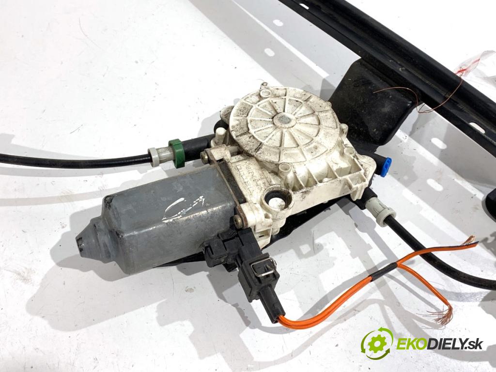 LAND ROVER FREELANDER I samochód terenowy zamknięty 2000 72 kW 2.0 DI 4x4 1994 Mechanizmus okna pravy predný
