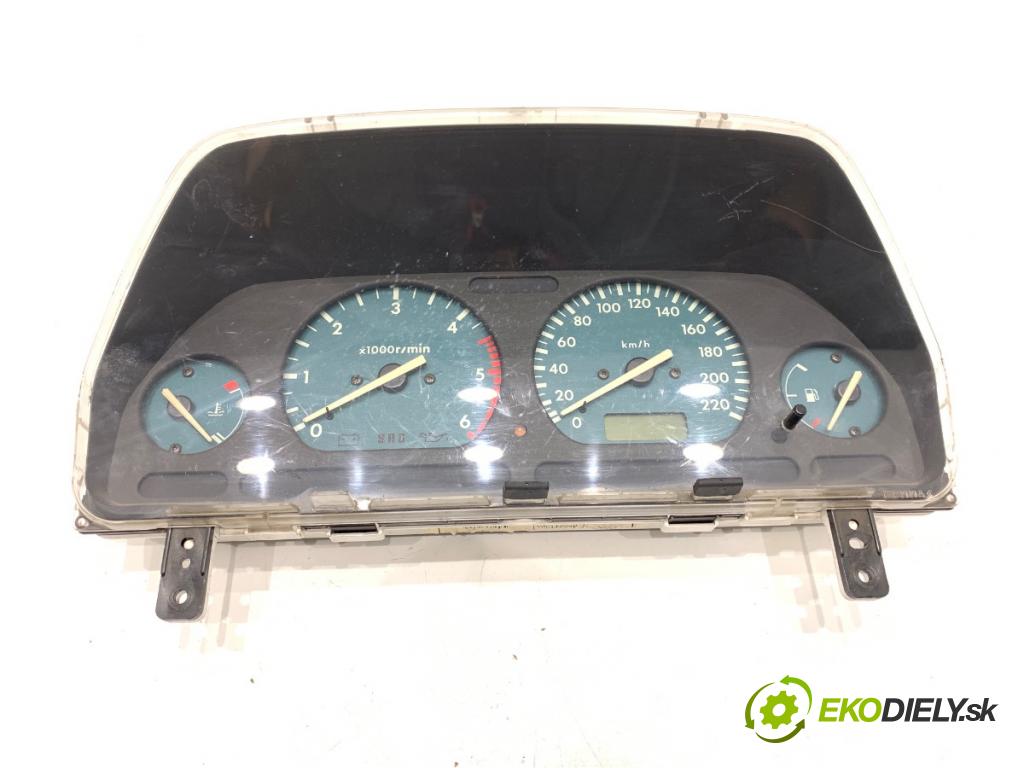 LAND ROVER FREELANDER I samochód terenowy zamknięty 2000 72 kW 2.0 DI 4x4 1994 Prístrojovka  (Prístrojová doska)